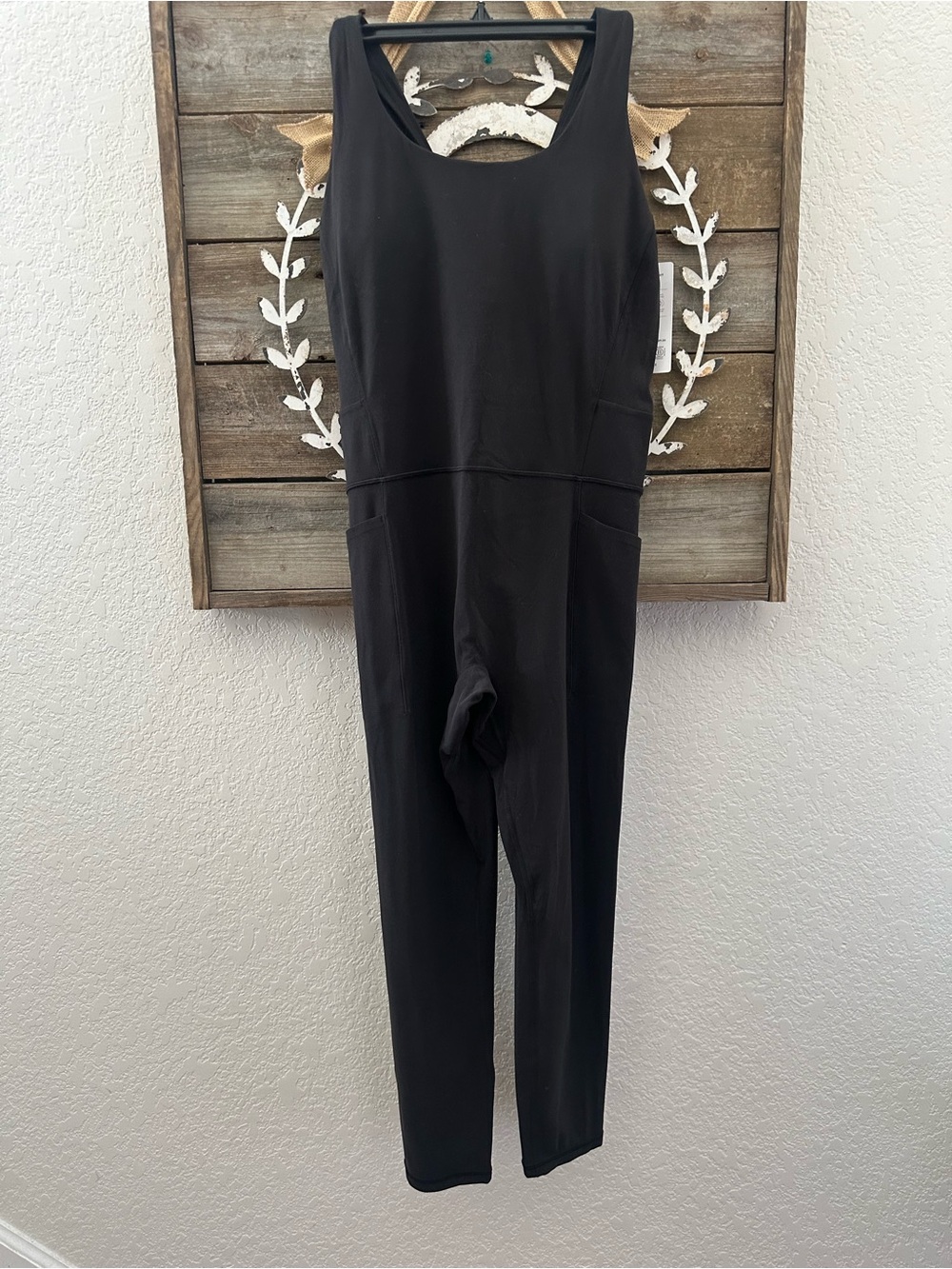 Athleta Salutation one piece bodysuit Black Women's activewear ladies XL NWT